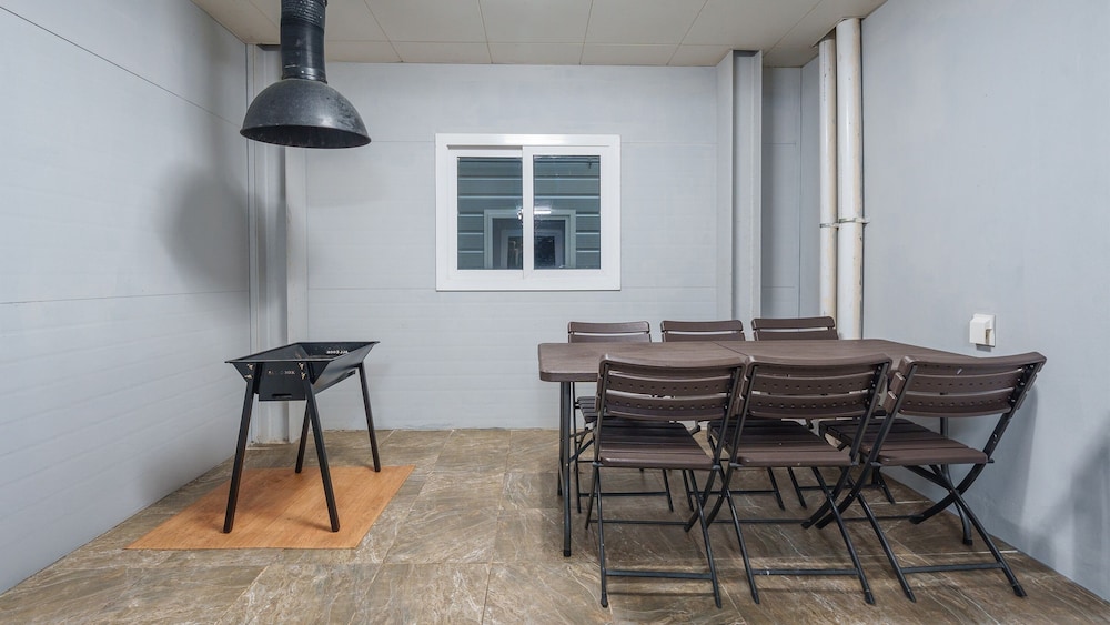 Gyeongju Ain Kids Pool Villa