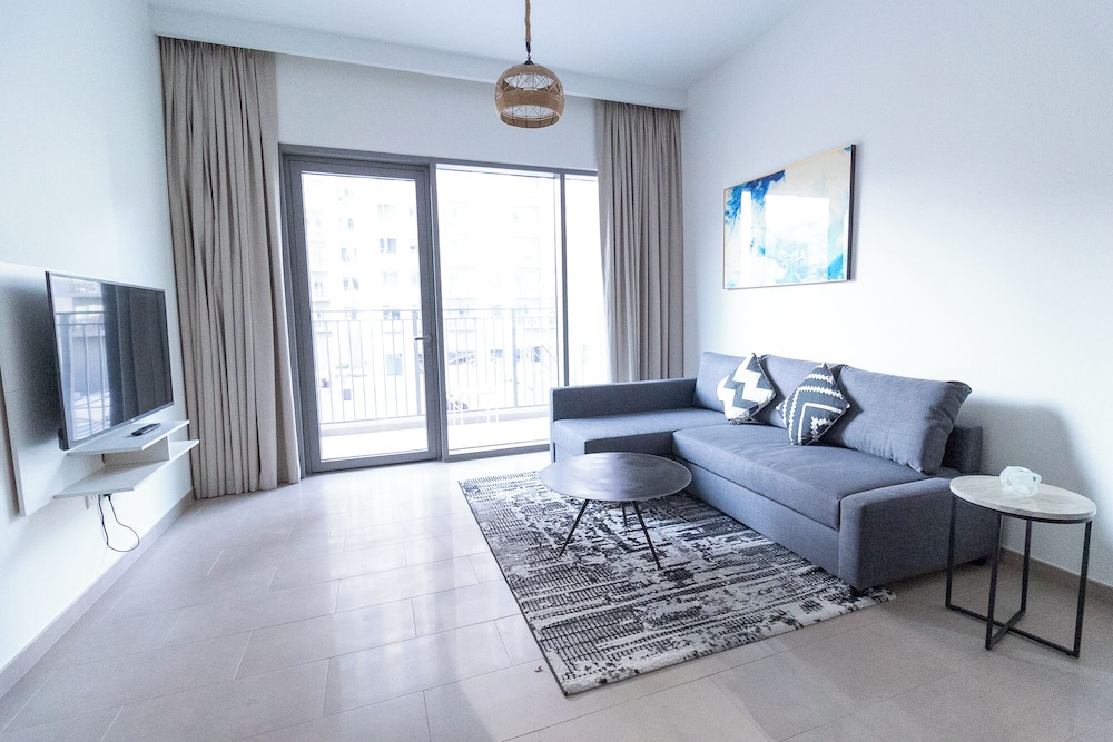 HAPPY SEASON I Park Heights 2 Dubai Hills 1BR