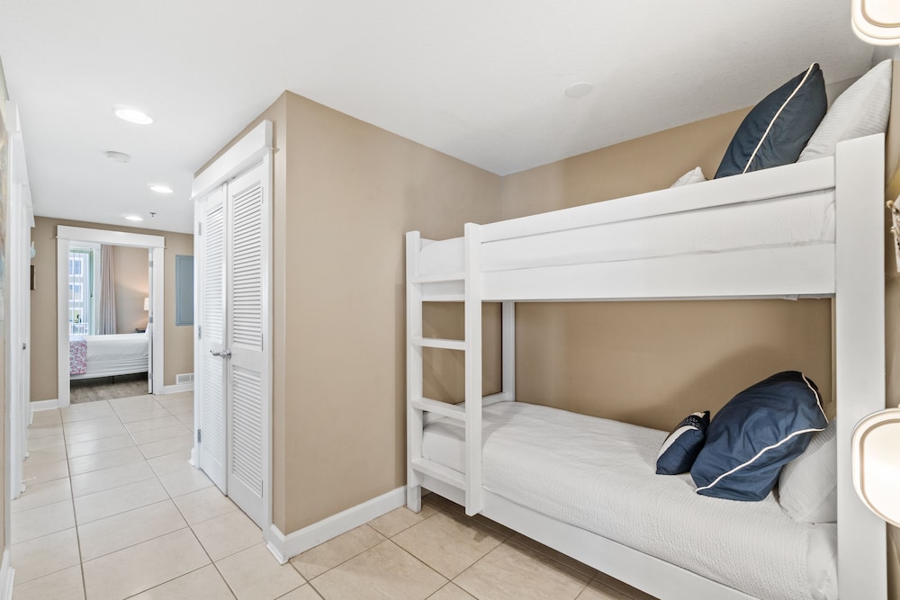 Grand Panama Beach Resort by Panhandle Getaways