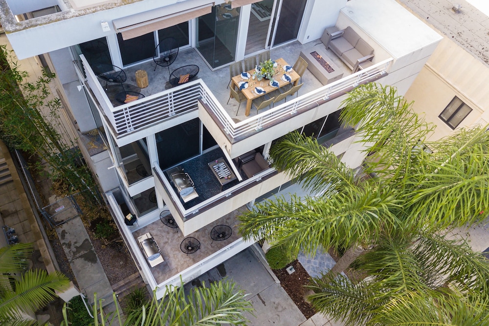 Balboa Buyout by Avantstay - Condo w/ Views in DT San Diego! view 3