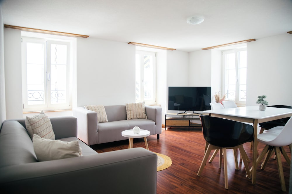 Nimbuzzz Apartments