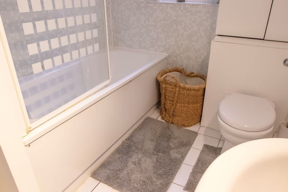 Cosy Spacious 2 Double Bedroom- Central Fulham