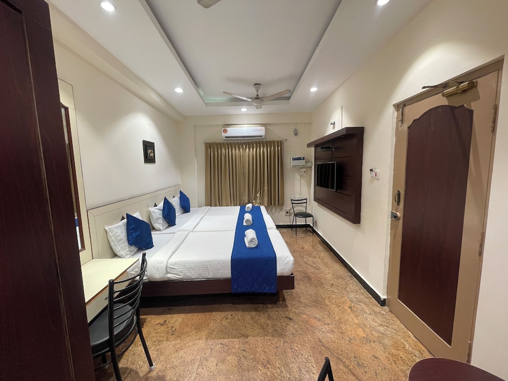 AKG Lodge