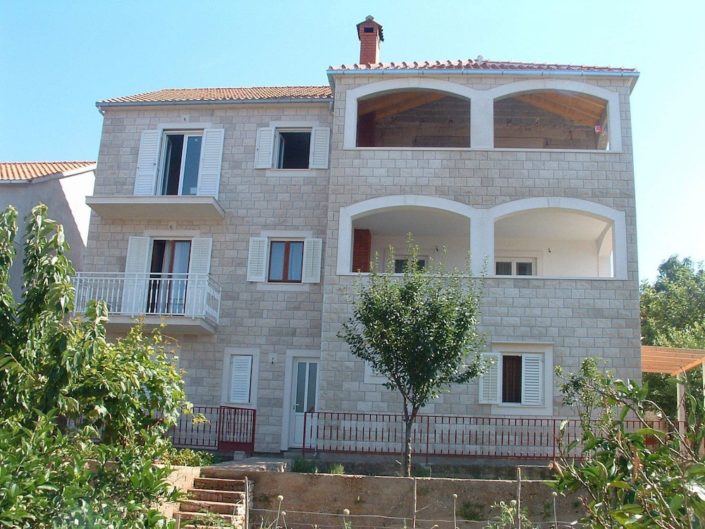 Supetar Vacations - Silvana - Economy Apartments - A1 - Property Image 6