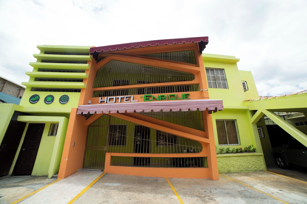 Hotel Enrique - Image 1
