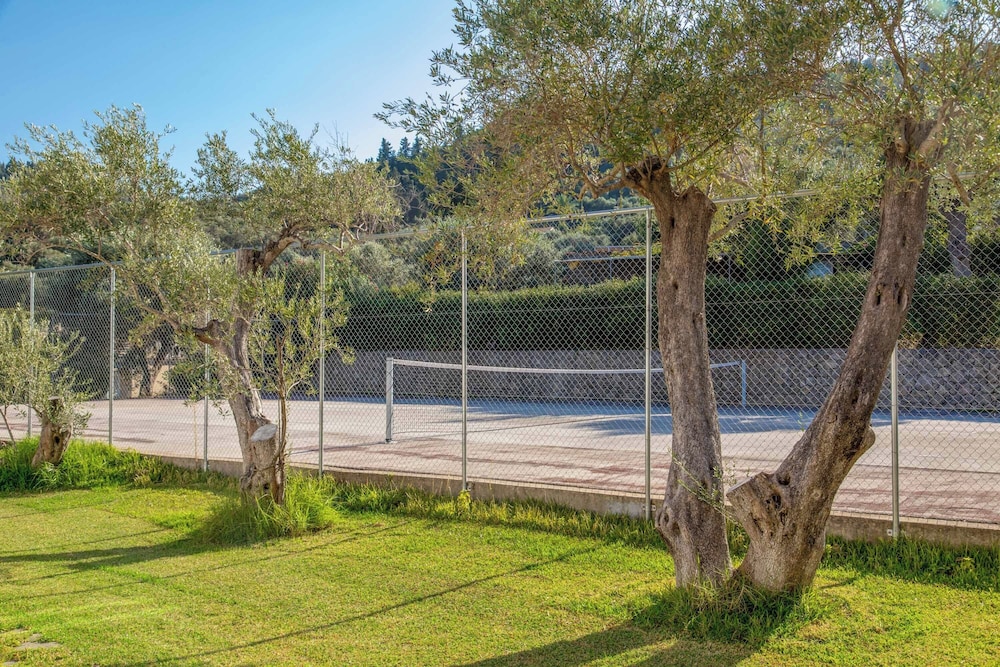 Villa Apanemia Mare
