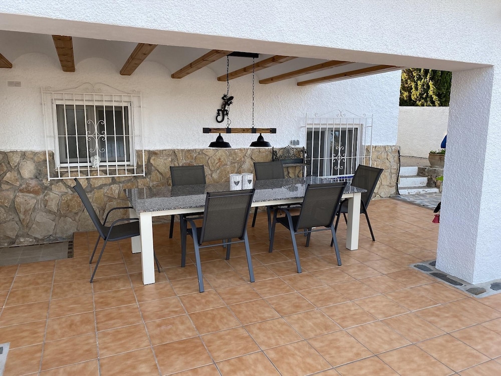 Villa Emilia 8 Personas