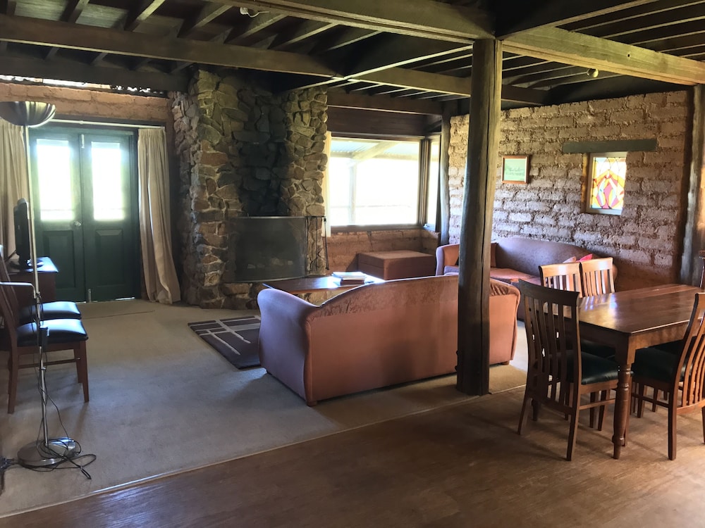Pump Hill Farm Cottages