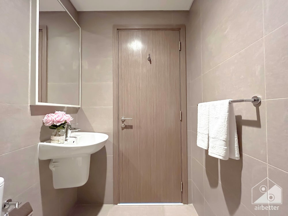 Spacious 3.5 Bedroom Apartment in Burj Royale