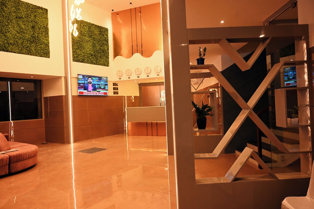 HOTEL SOUTH FOREST