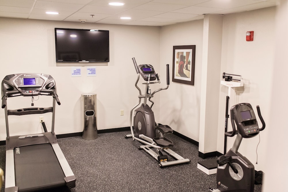 Sweetwater Vacations - Holiday Inn Express  Suites Sweetwater, an IHG Hotel - Property Image 14