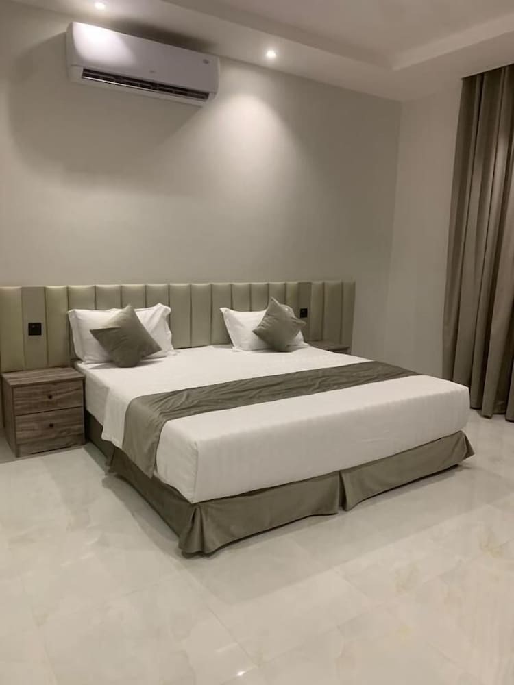 Calm Apartment Serviced