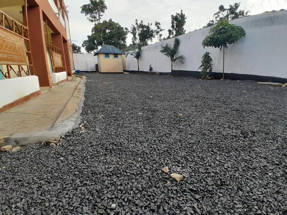 Lux Suites Villa De Leo Studios Bungoma