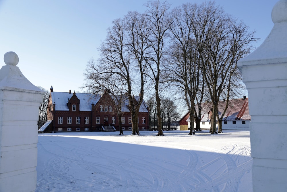 Ny Kirstineberg Gods Bed & Breakfast