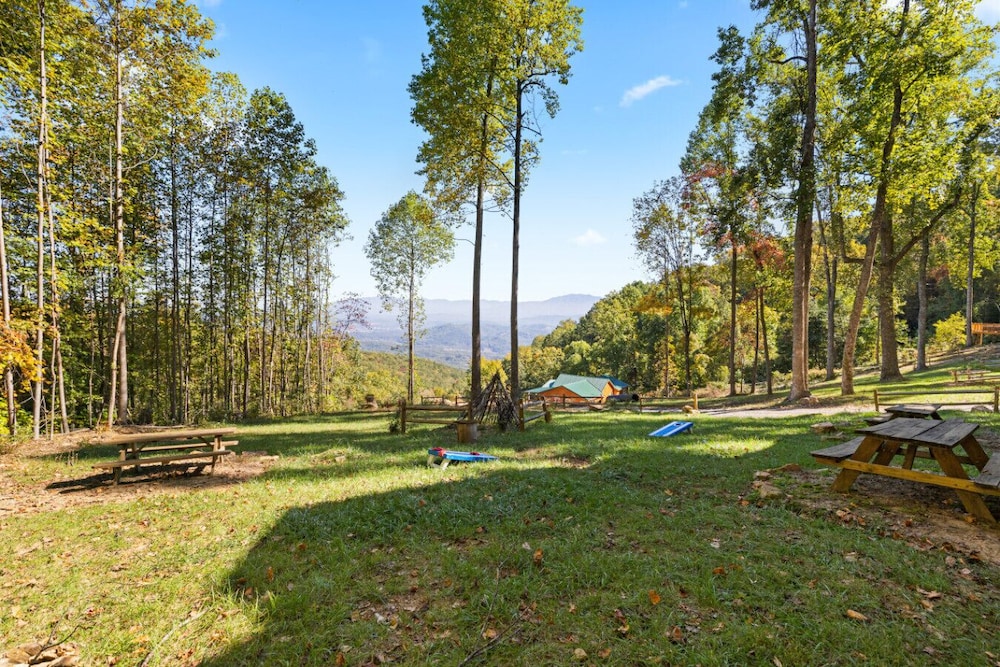 Twin Summit Resort