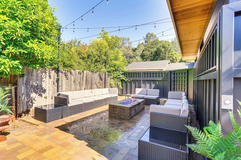 Walk to Park & Aquatic Center: Airy Redding Home!