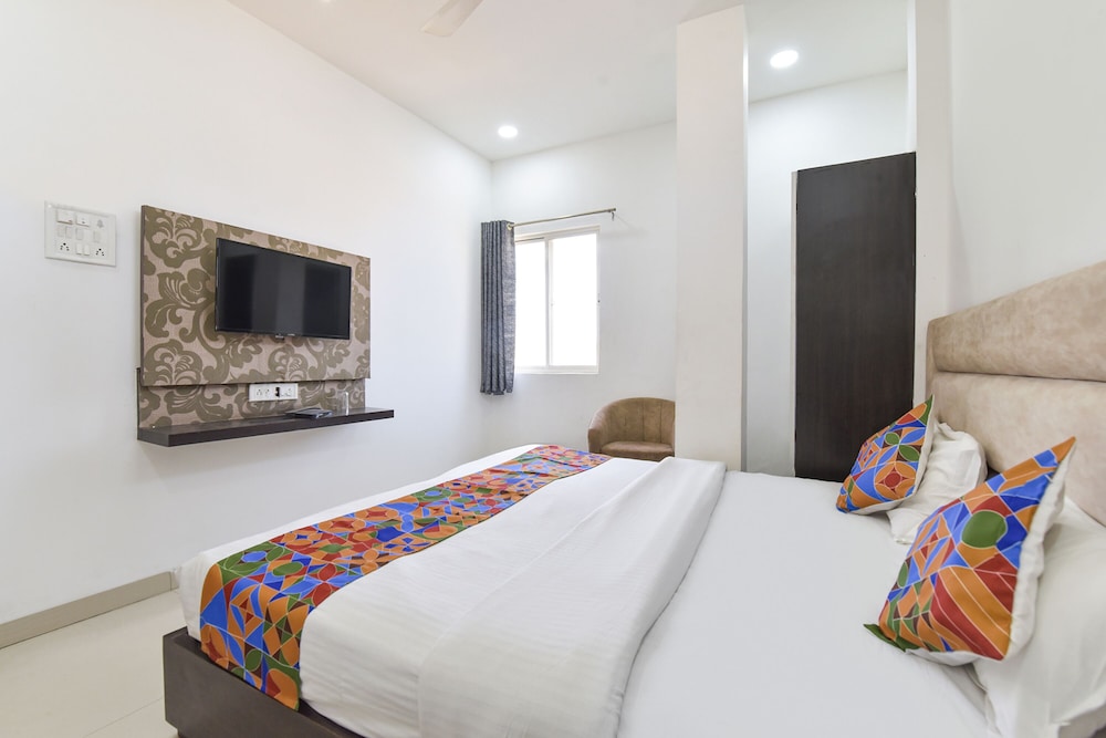 Fabhotel Aaditya