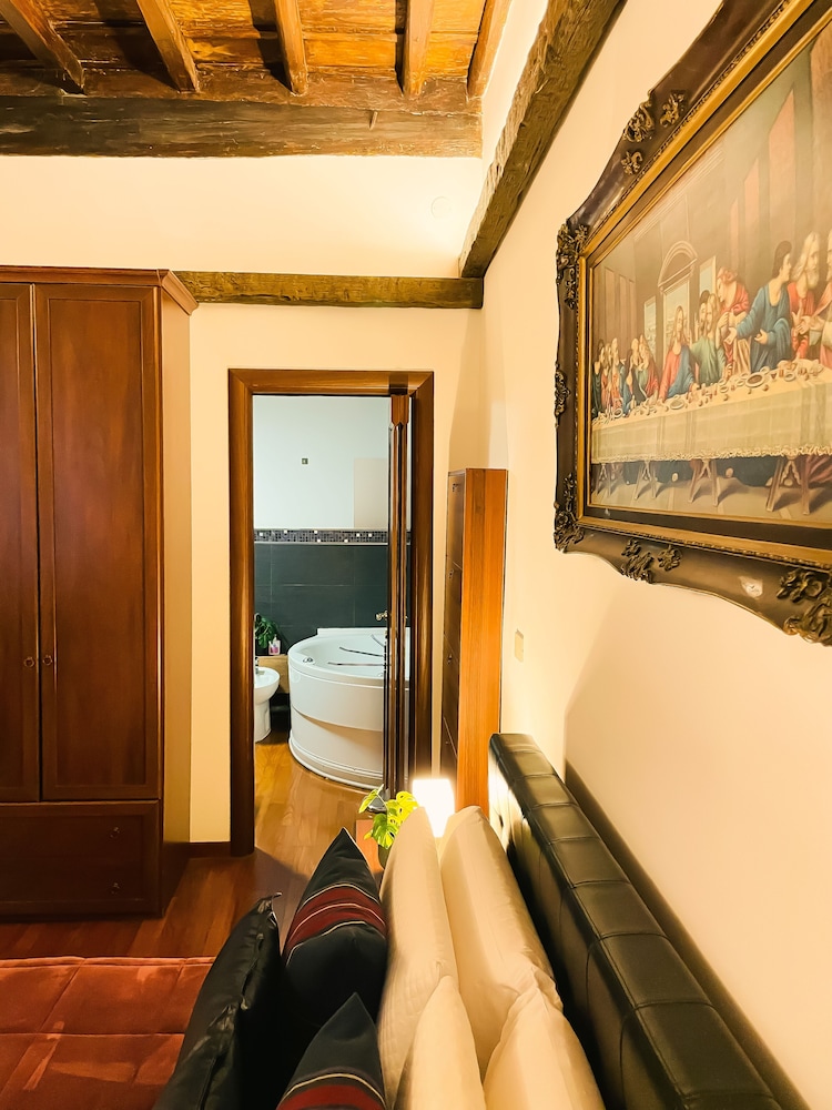 Trevi Fountain Luxury Guesthouse photo 2