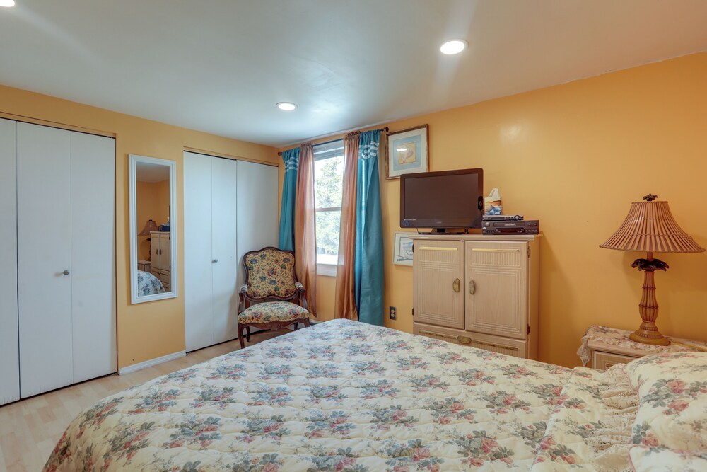 Deck & Dock: Home in Little Egg Harbor Township