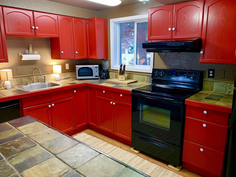 Homer Vacations - Ocean House Inn Condos - Property Image 52