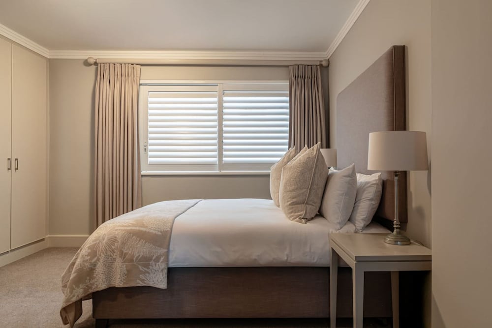 Bantry Place - Luxury Apartment