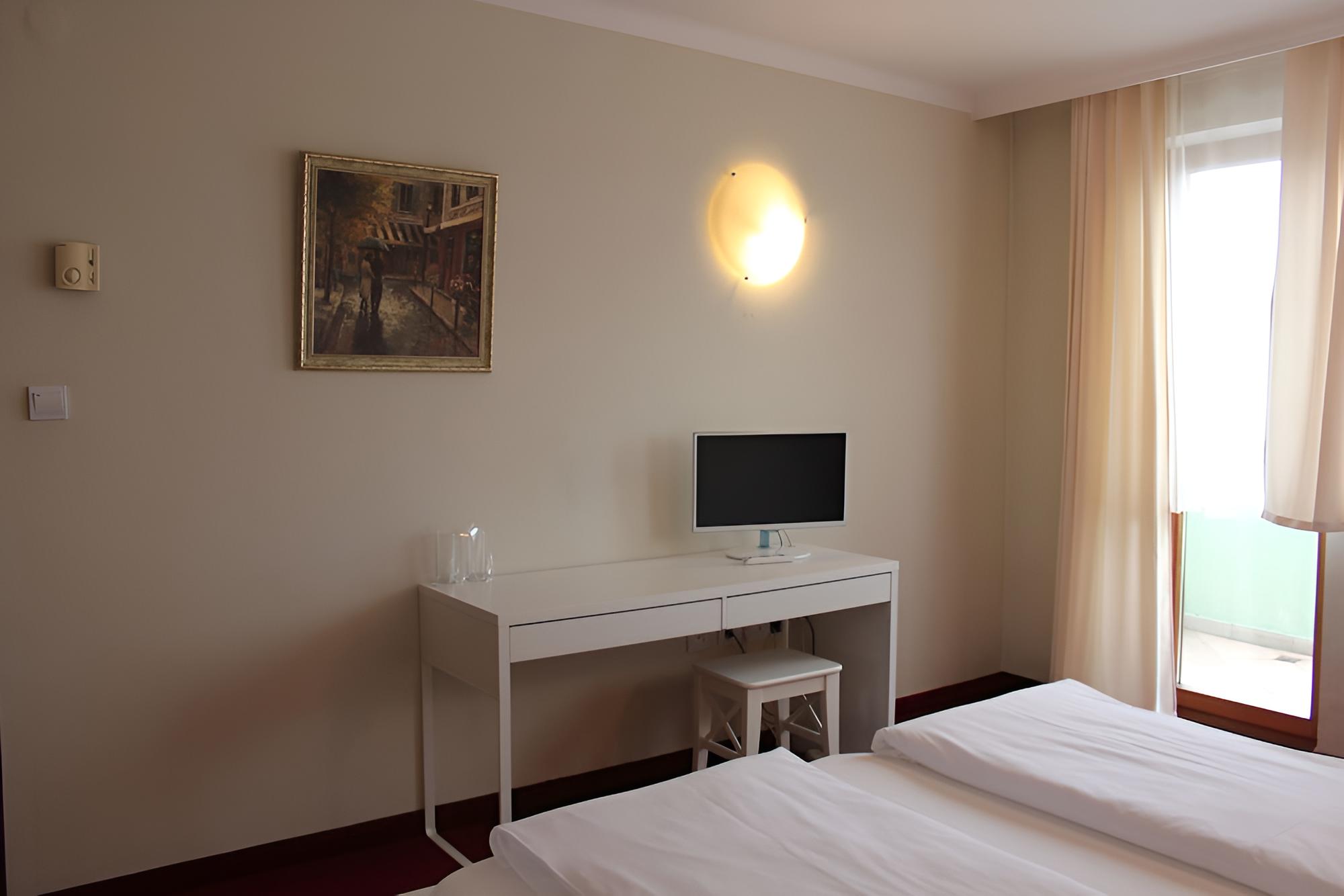Hotel Light