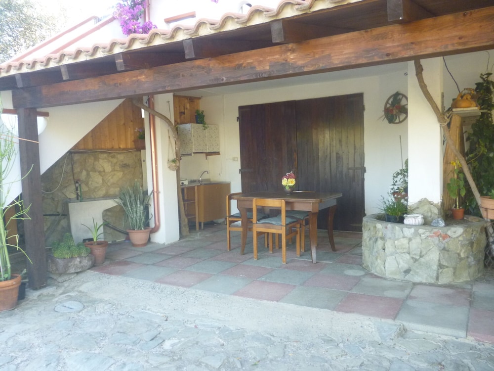 Studio in the Most Southern Point of the Island, Completely Fenced Super Price photo 4