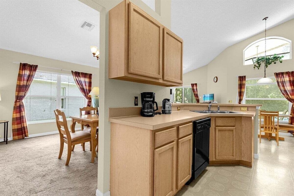 Lake Berkley Villas Swanky