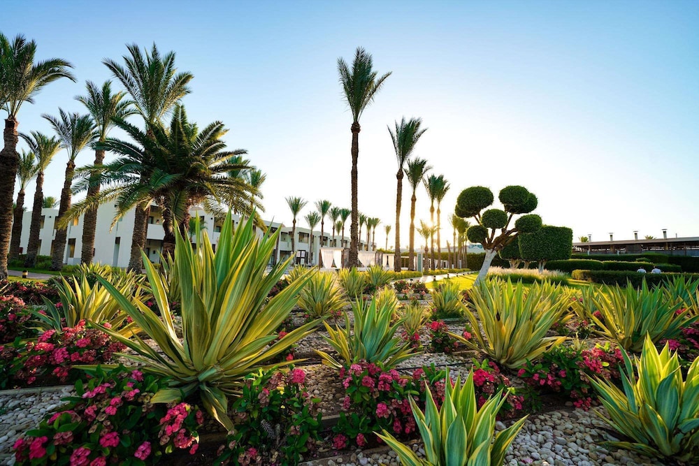 SENTIDO Reef Oasis Aqua Park Resort