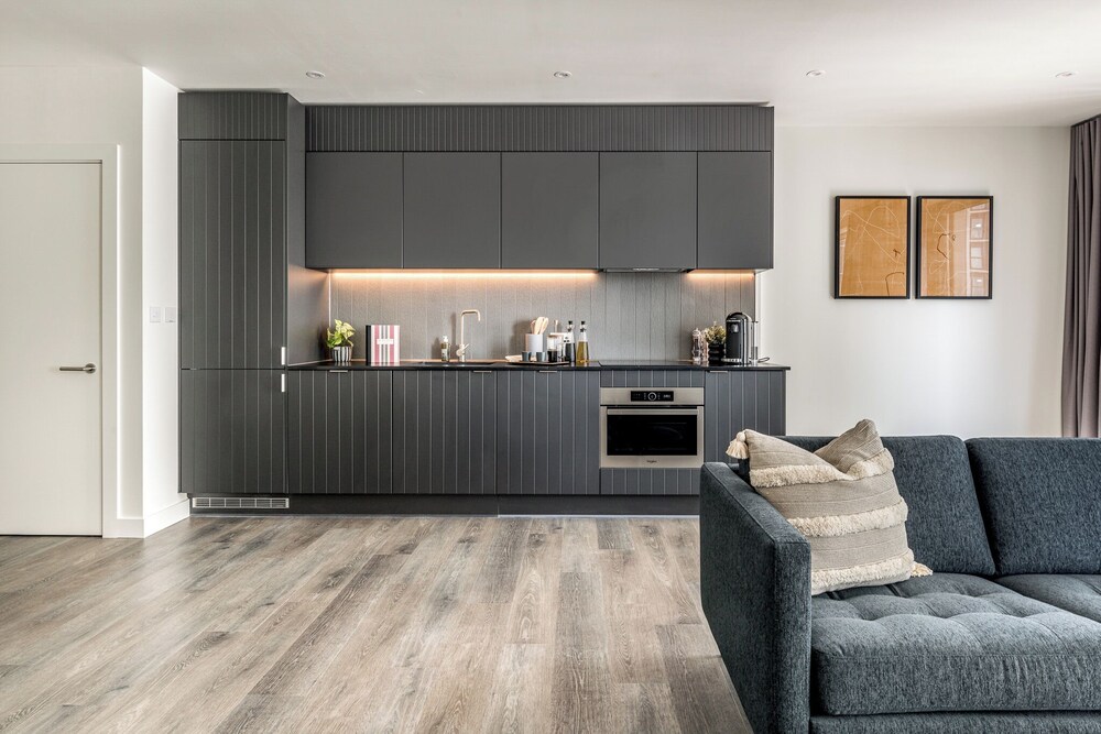 Stratford Apartments by Urban Rest