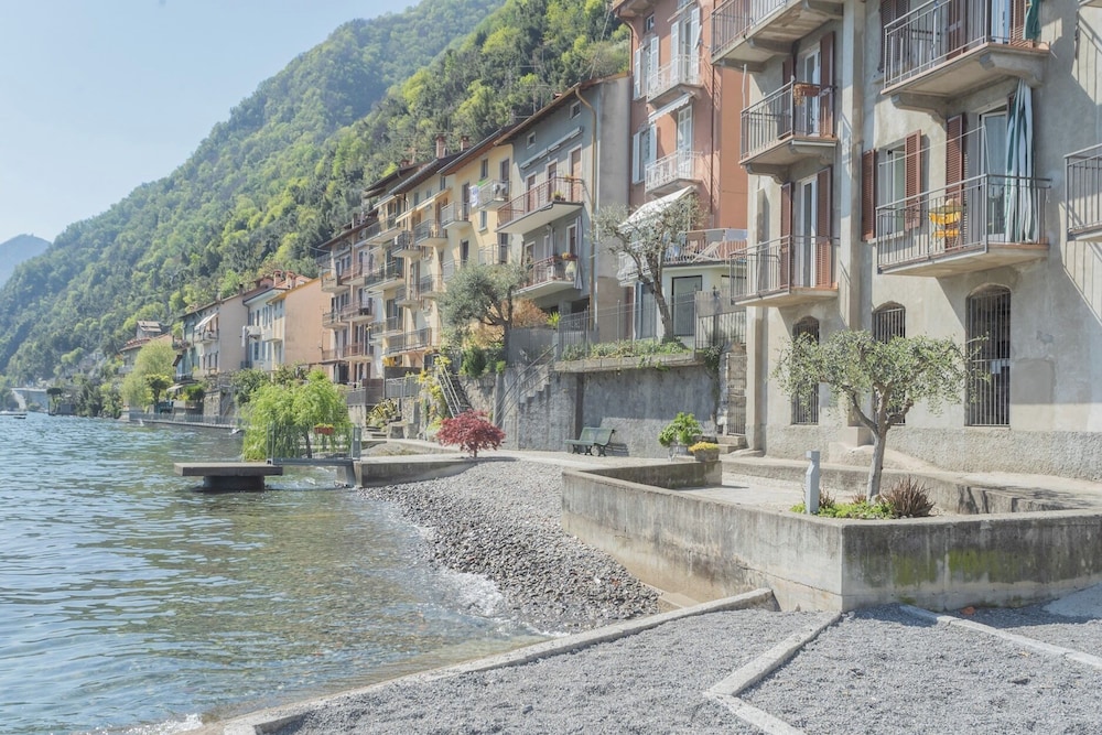 Il Timone by Rent all Como