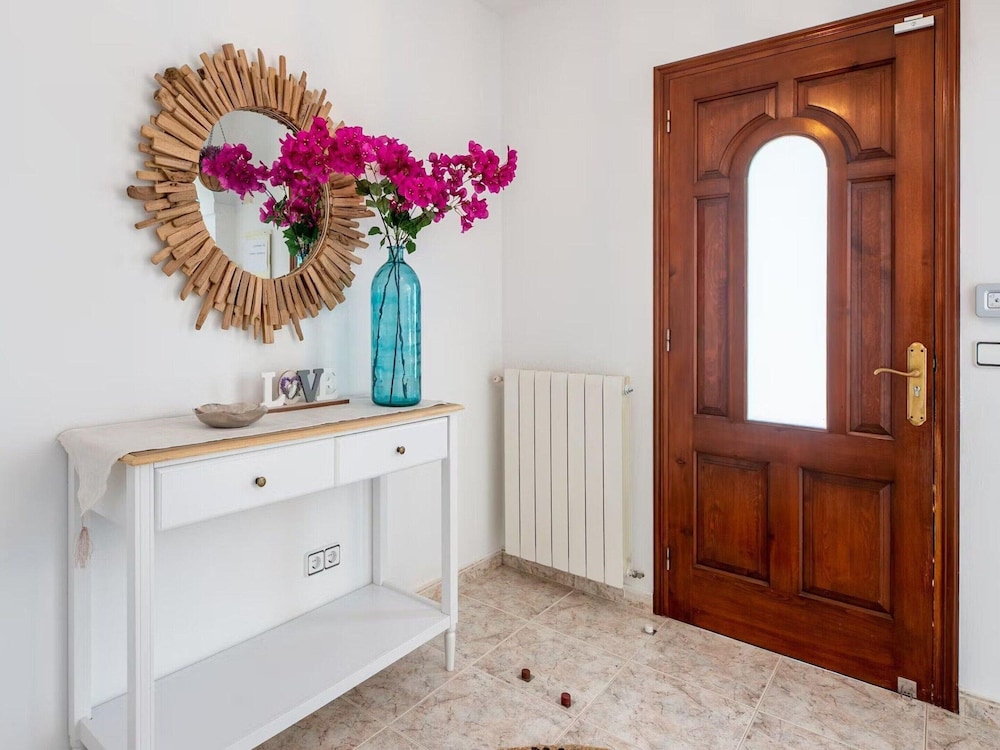 Attractive Villa With Private Pool
