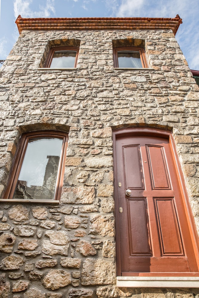 Two Stone Homes