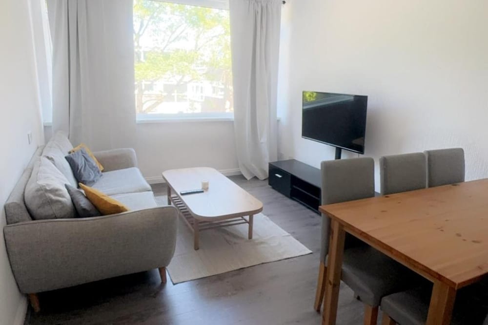 Birmingham Aprt- 2bdr- Sleeps4-close to City