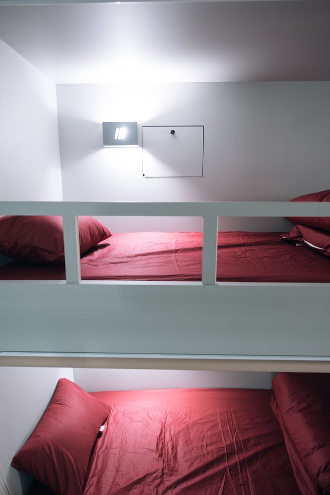 Midtown Hostel