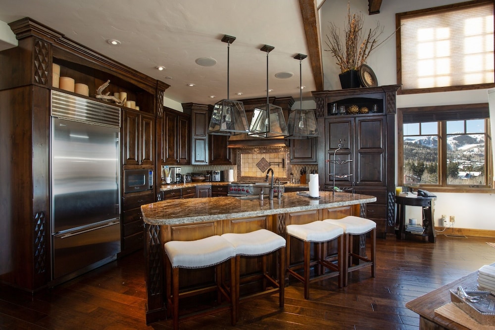 Stag Lodge at Deer Valley Resort - Seven Bedroom Residence with Spa #35 7 Condo