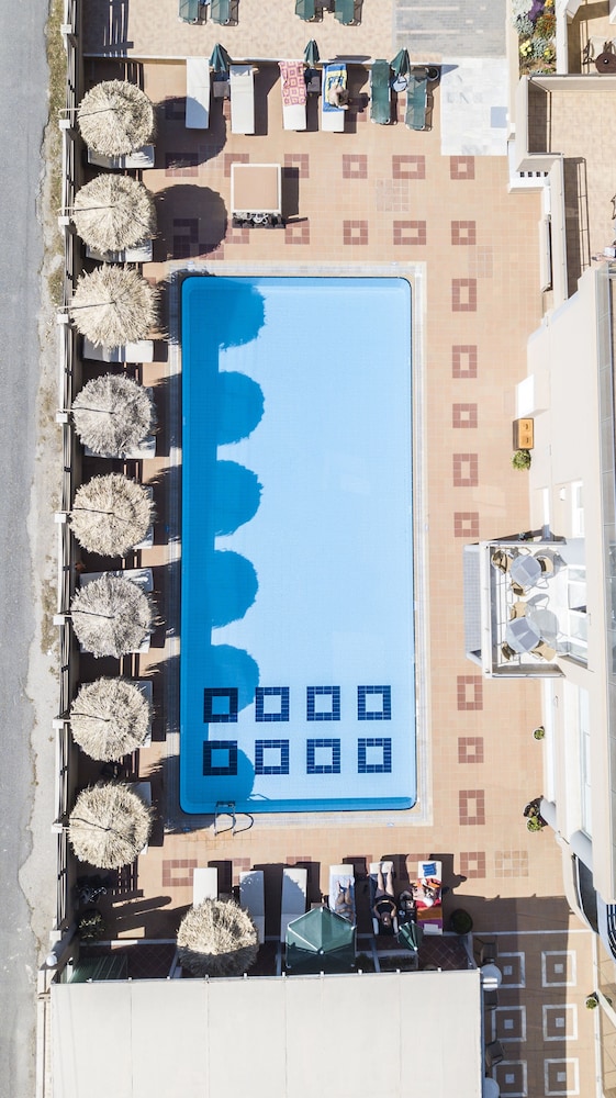 Platanias Vacations - Maleme Mare Beach Resort Hotel - Property Image 10