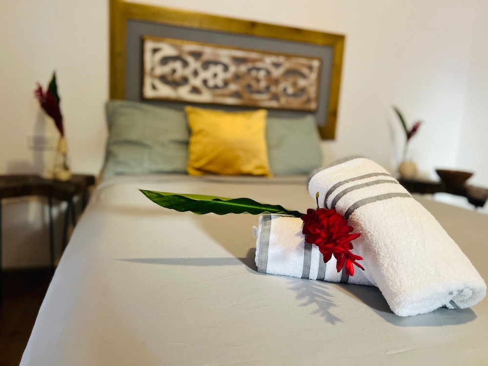 Hotel Casa Le Parc - Image 1