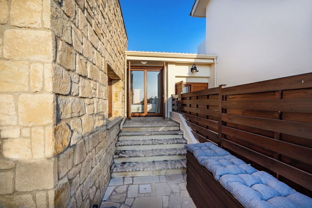 Hg06 Adjacent to Aphrodite Hills- Private Pool