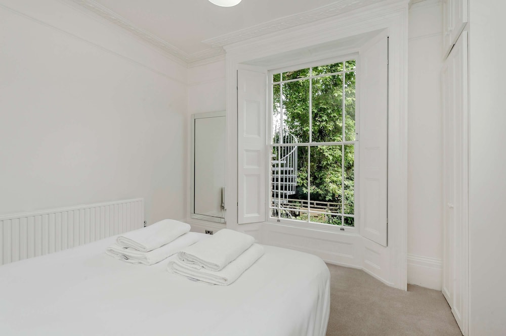 Modern 2 bed Flat - Hammersmith Grove