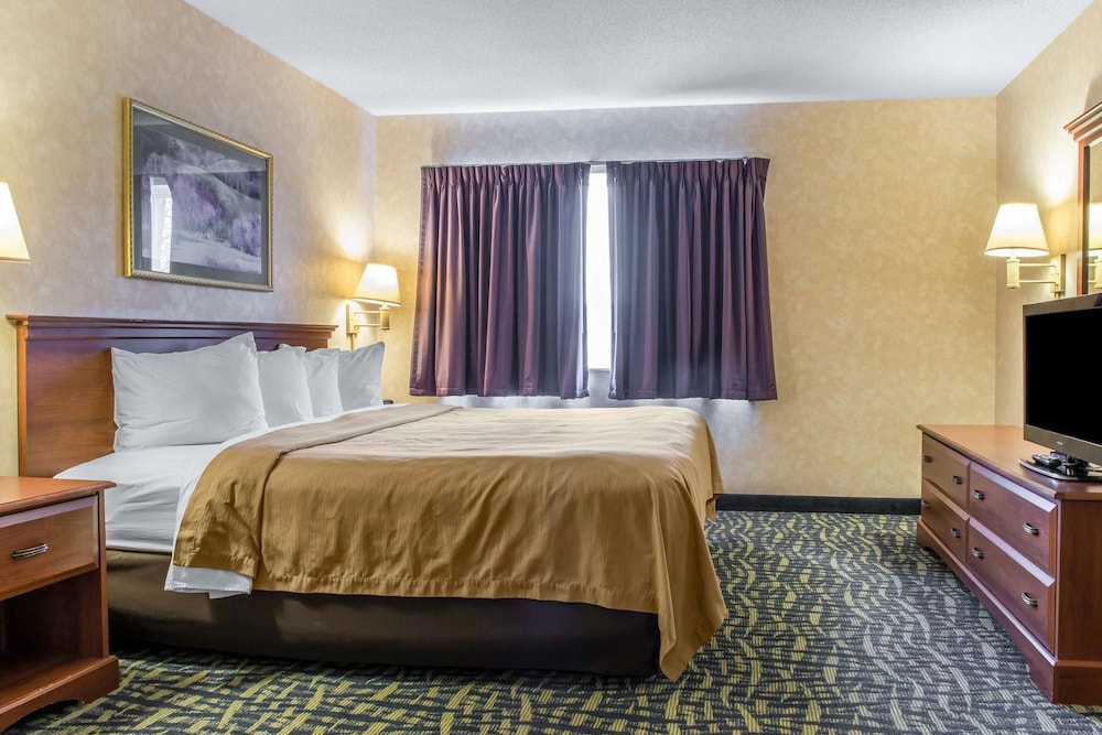 Titusville Vacations - Quality Inn  Suites - Property Image 20