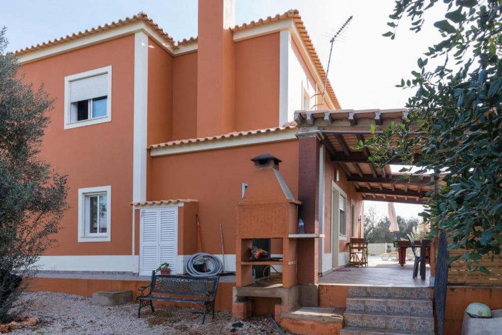 Huge Villa Near Albufeira and Silves