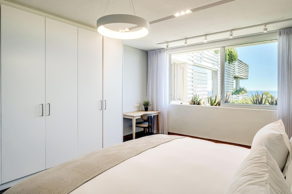 Opulent Spacious Fresnaye Sea View Leonotis Villa