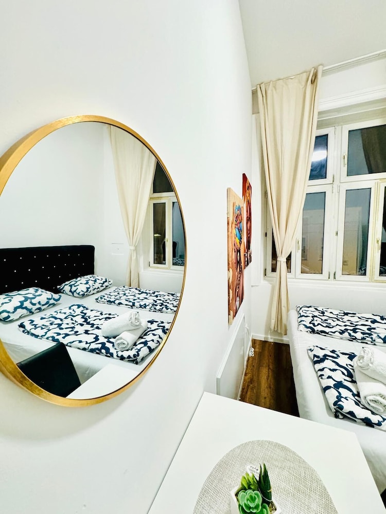 Affordable 5BR Apt Near Atzgersdorf
