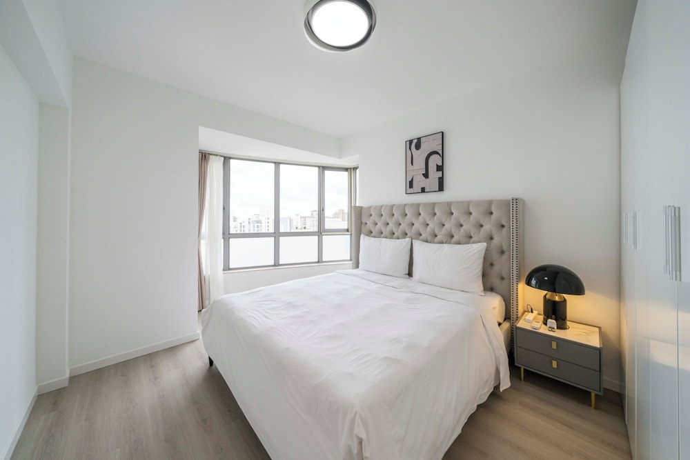Tyms Spacious 3BR 2BA APT Laishi Di