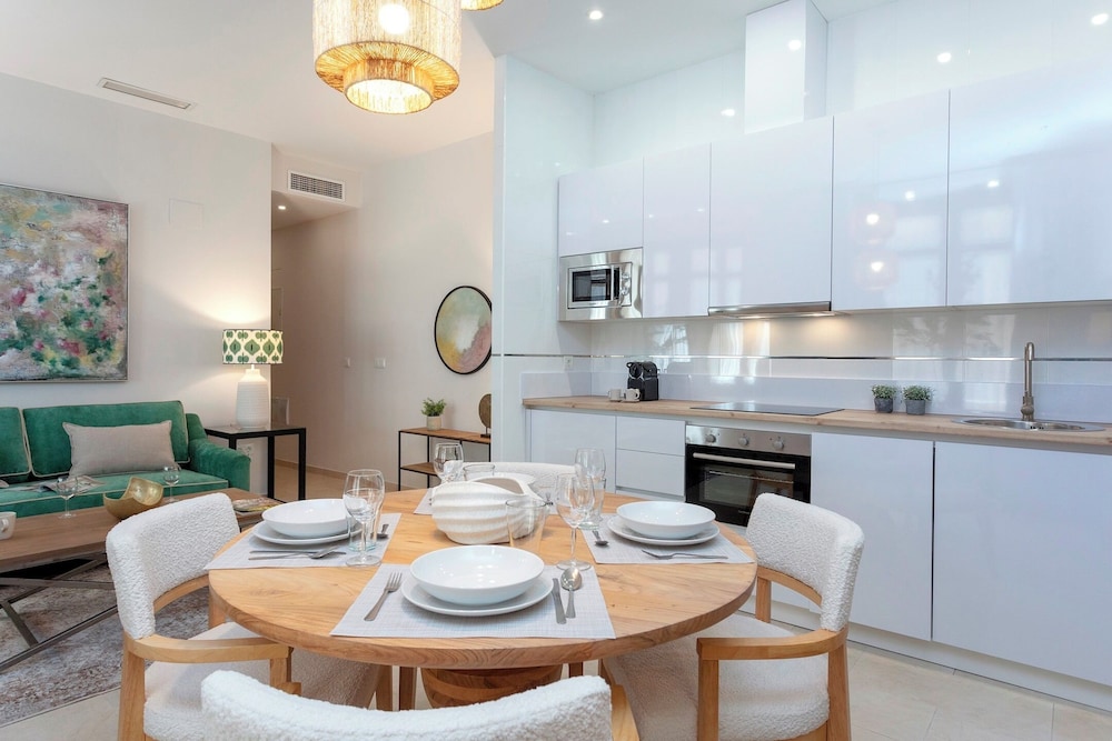 Unique Apt. With Balcony Cordoba. Templo Romano