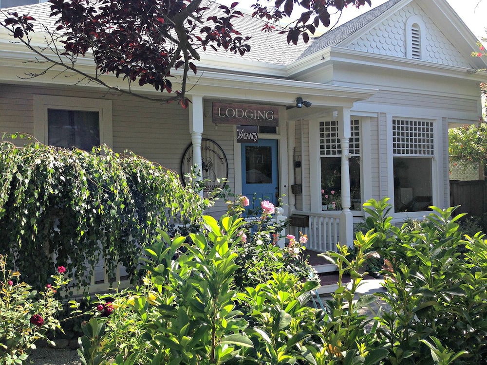 An Inn 2 Remember