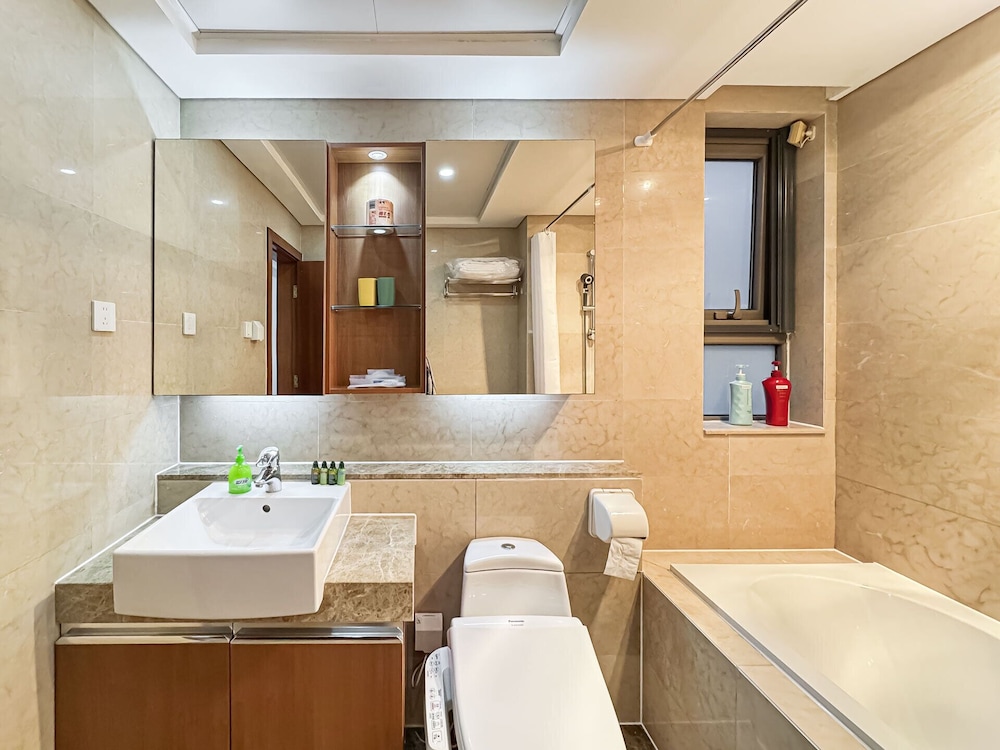 Tyms 3BR 2BA Apt Gubei CBD Near Line10