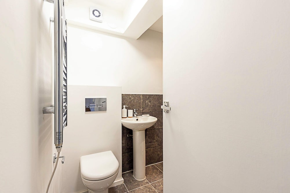 Putney Chic 1-bed Gem