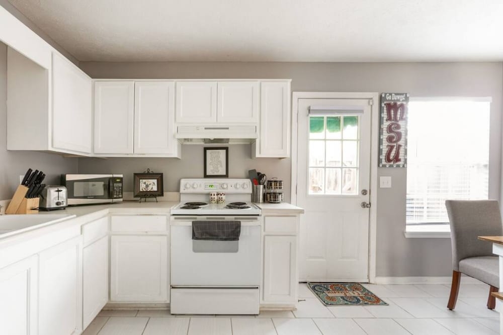 Bulldog Academy 2bd 2ba Townhome Near MSU